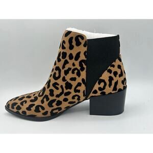 Chinese Laundry FINN Tan/Black Animal Cheeta Print Faux Fur Bootie NEW Size 6